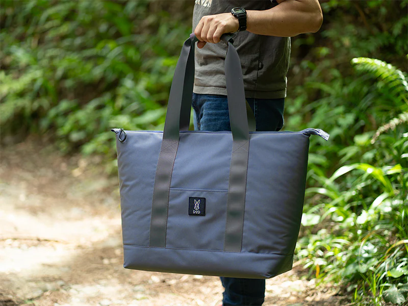 Glacier Tote - Image 7